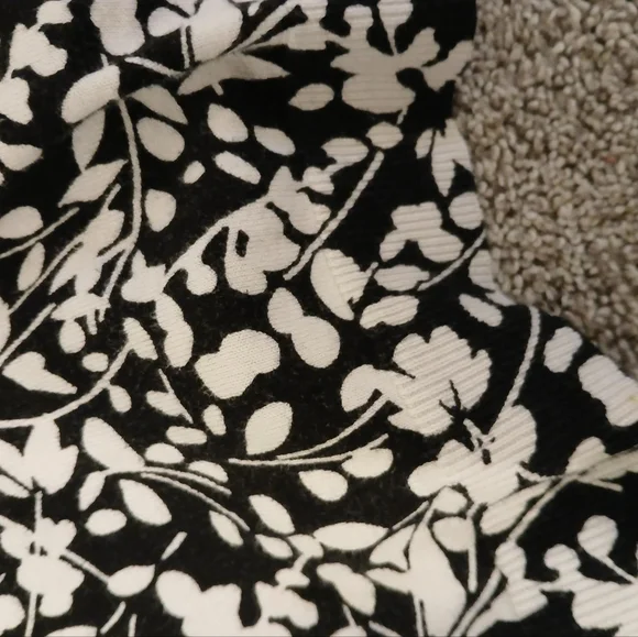 Karen Scott Top - Picture 6 of 10